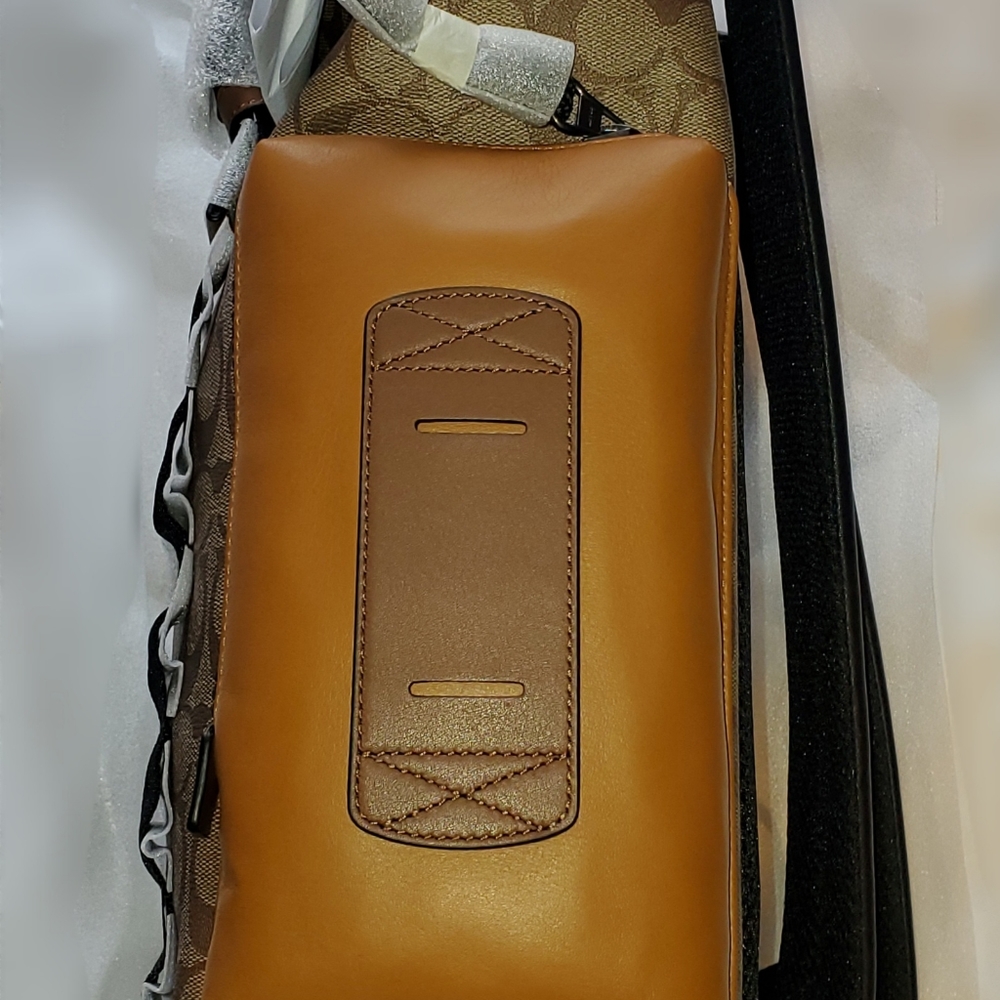 Coach Backpack - Picture 4 of 4